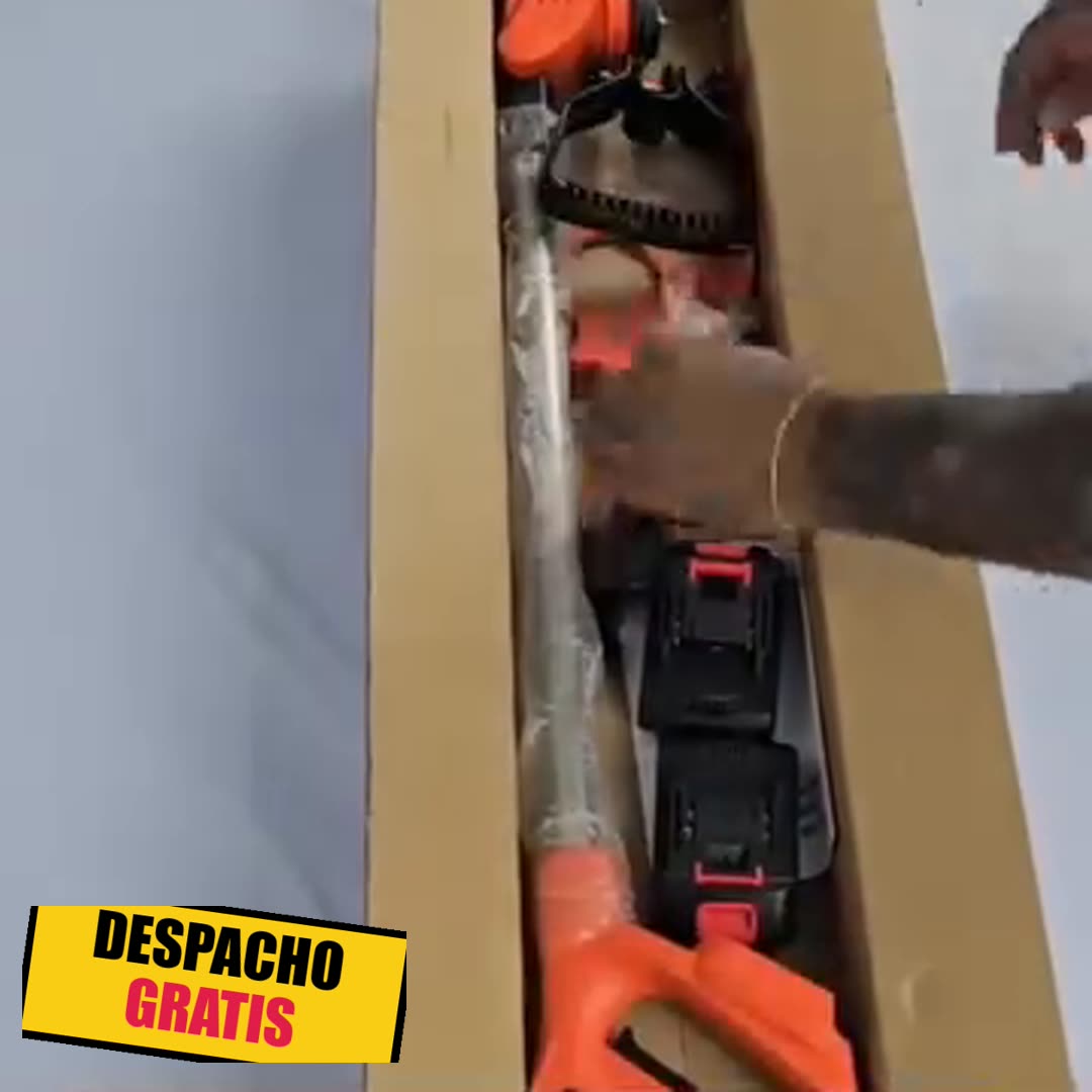 Cortadora inalámbrica en su caja